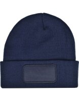 Strickmütze mit Patch